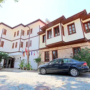 ** Otel Karyatit Kaleici Türkiye